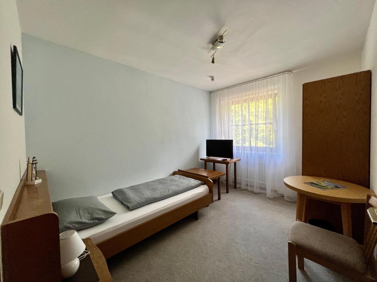 Hotel-Gasthof Deutschmeister Donauwoerth Ngoại thất bức ảnh