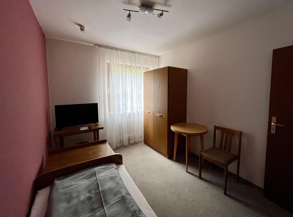 Hotel-Gasthof Deutschmeister Donauwoerth Ngoại thất bức ảnh