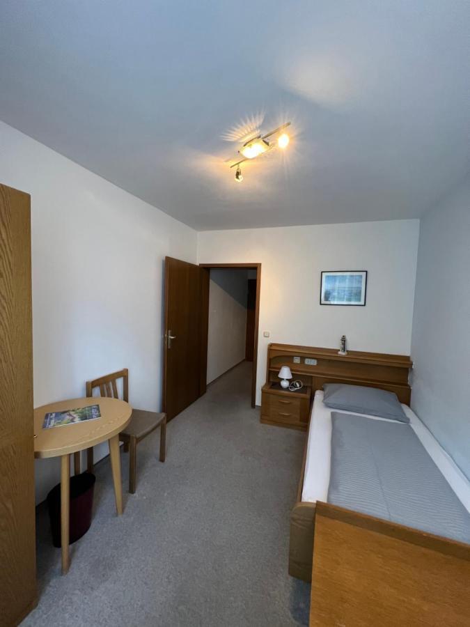 Hotel-Gasthof Deutschmeister Donauwoerth Ngoại thất bức ảnh